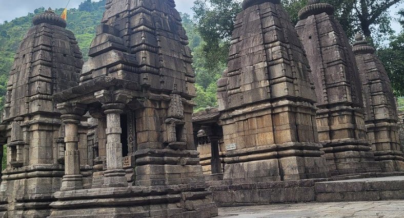 Adi Badri Temple, Sirmaur (Sirmour), Himachal Pradesh - Vushii.com Adi Badri Temple, Sirmaur (Sirmour), Himachal Pradesh - Vushii.com